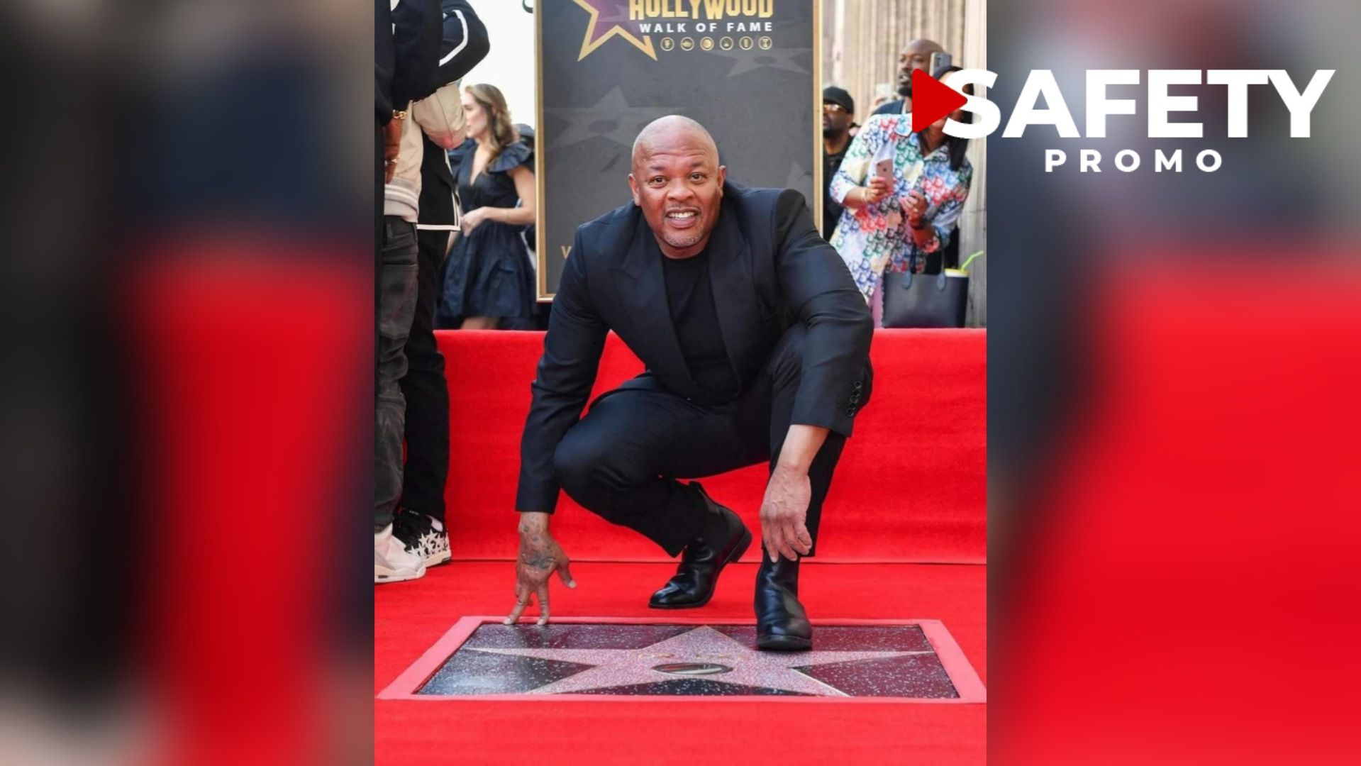 Le rappeur américain Dr. Dre reçoit l'étoile du Hollywood Walk of Fame